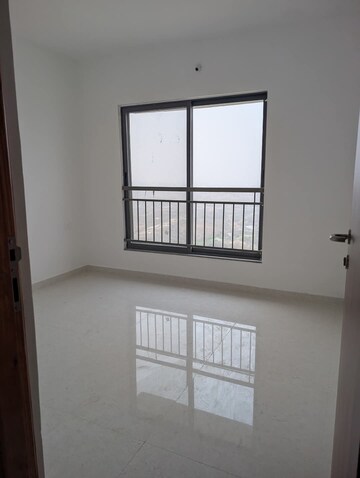 Room in 2 BHK Apartment at Dhanori – for Rent