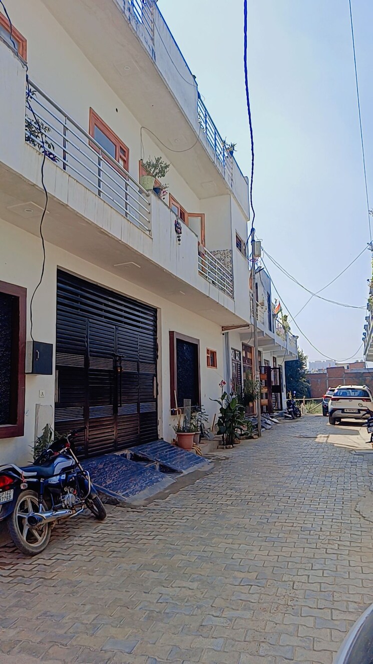 Exterior View, vrindavan-garden 1 Bedroom 60 Sq.Yd. Independent House In Sector 16b Greater Noida Greater Noida 8119775