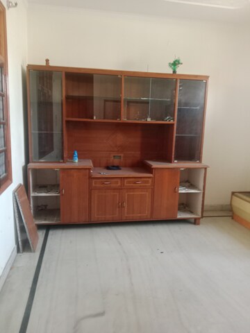 1.5 BHK Builder Floor For Rent in Sector 25