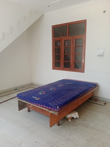 Bedroom in 1.5 BHK Builder Floor at Sector 25 – for Rent