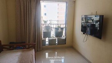 Room in 1 BHK Apartment at Mauli Pride, Malad East – for Rent
