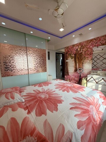 Bedroom in 2 BHK Apartment at Shivam CHS Andheri , Andheri West – for Rent