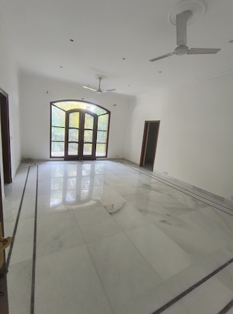 5 BHK Villa For Rent in Sainik Farm Delhi  8119849