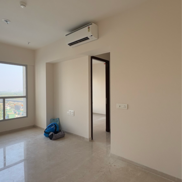 Room in 2 BHK Apartment at Piramal Vaikunth Cluster 2, Ashok Nagar – for Rent
