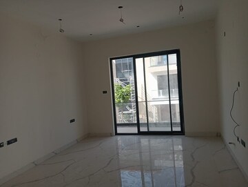 Room in 4 BHK Villa at Kondapur – for Sale