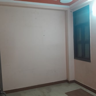 2 BHK Builder Floor For Rent in Guru Angad Nagar Delhi  8117207