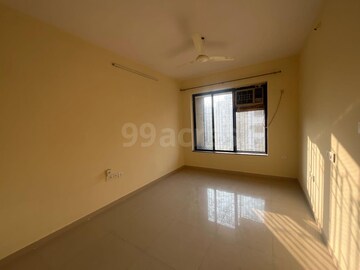Room in 3 BHK Apartment at Sheth Vasant Pride, Kandivali East – for Sale