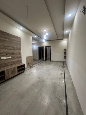 Room in 2 BHK Independent House at Sector 127 – for Rent