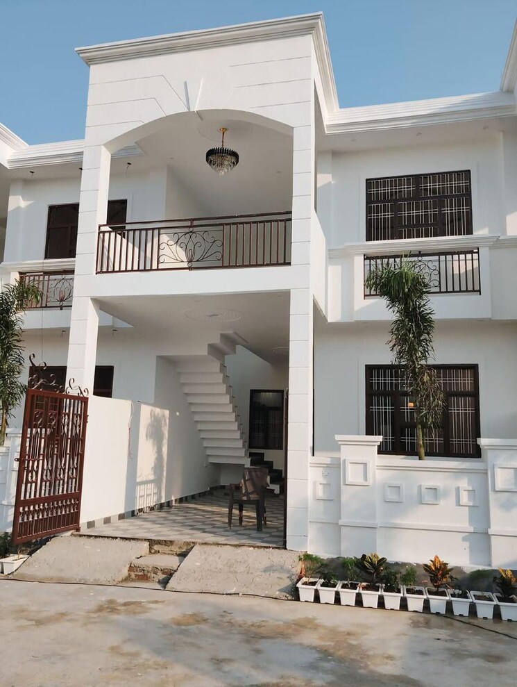 Exterior View, gomti nagar 3 Bedroom 1700 Sq.Ft. Villa In Gomti Nagar Lucknow 8119932