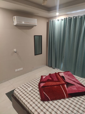 Bedroom in 3 BHK Builder Floor at Saket – for Rent