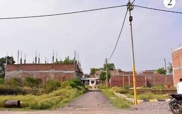 Plot For Sale in Sikandrabad