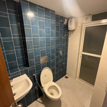 Bathroom in 2 BHK Apartment at Lodha Amara Tower 6 and 22, Sandoz Baug – for Rent