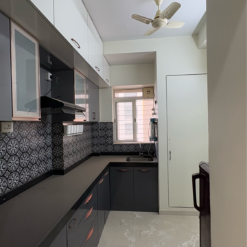 Kitchen in 2 BHK Apartment at Lodha Amara, Sandoz Baug – for Rent
