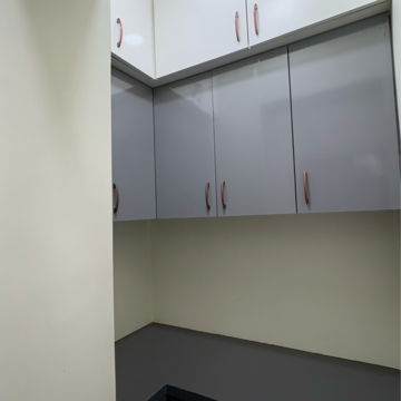 Furnished Amenities in 2 BHK Apartment at Lodha Amara, Sandoz Baug – for Rent