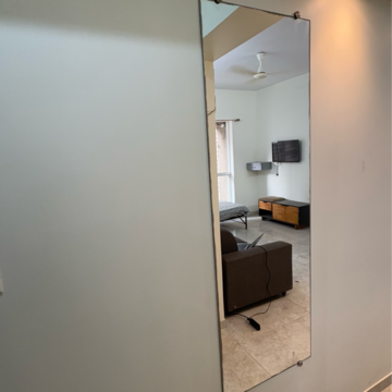 Furnished Amenities in 2 BHK Apartment at Lodha Amara, Sandoz Baug – for Rent