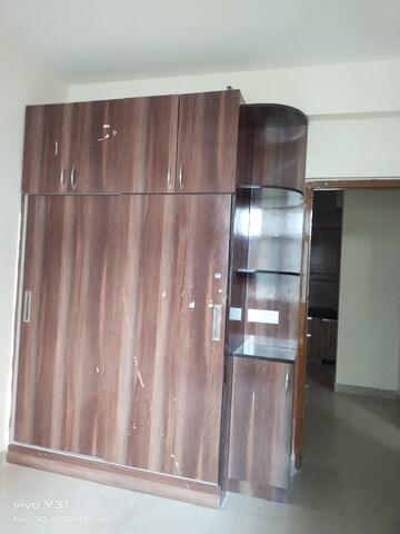 Furnished Amenities in 3 BHK Apartment at Sector 16c Greater Noida – for Sale