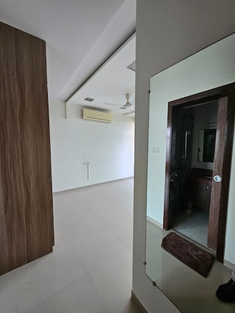 5 BHK Apartment For Rent in Oberoi Realty Splendor Jogeshwari East Mumbai  8120106