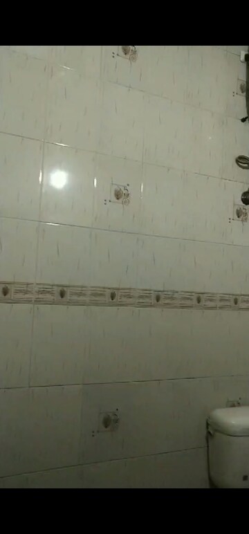 Master Bedroom in 2 BHK Builder Floor at Lajpat Nagar – for Rent