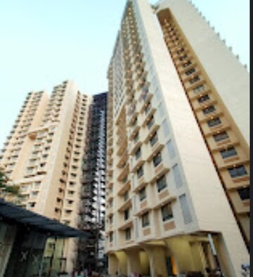 3 BHK Apartment For Resale in Lotus Unity Versova Mumbai  8120121