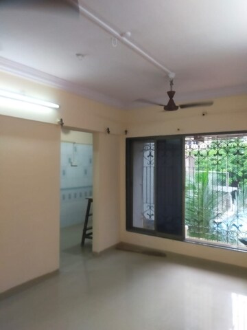Room in 1 BHK Apartment at Goregaon West – for Sale