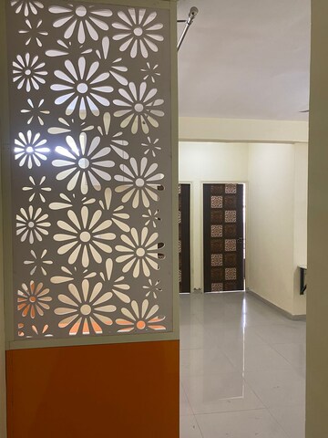 Room in 2 BHK Apartment at Pyramid Heights, Sector 85 – for Rent