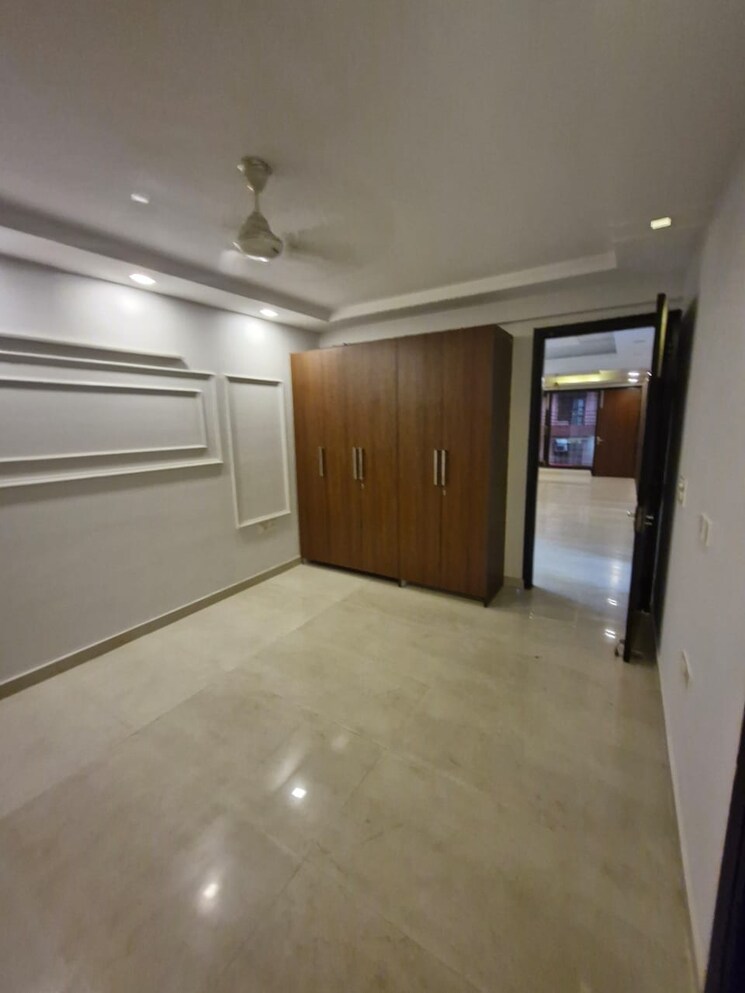 Room, green-wood-city 6+ Bedroom 73 Sq.Yd. Independent House In Sector 45 Gurgaon 8120205