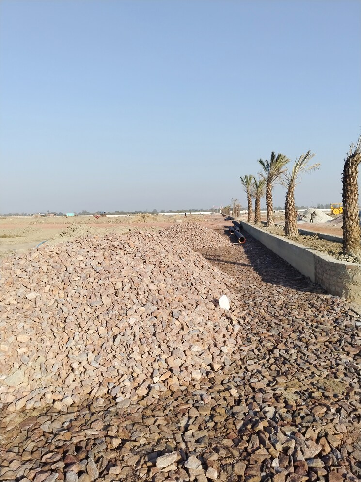 undefined, bankebihari colony  135 Sq.Yd. Plot In Bankebihari Colony Mathura 8120233