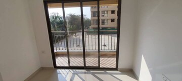 Room in 2.5 BHK Apartment at Dhanori – for Rent