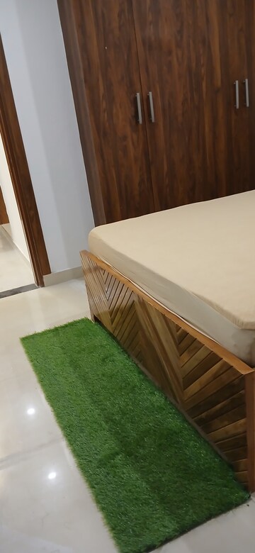 Balcony in 3 BHK Builder Floor at Ardee City, Sector 52 – for Rent