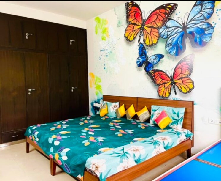 Room, sector 61 Pg For Girls In Sector 61 8120455