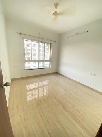 Room in 3 BHK Apartment at VTP Leonara, Mahalunge – for Rent