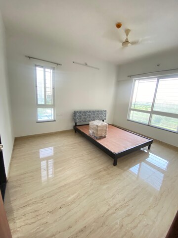 Room in 3 BHK Apartment at VTP Leonara, Mahalunge – for Rent
