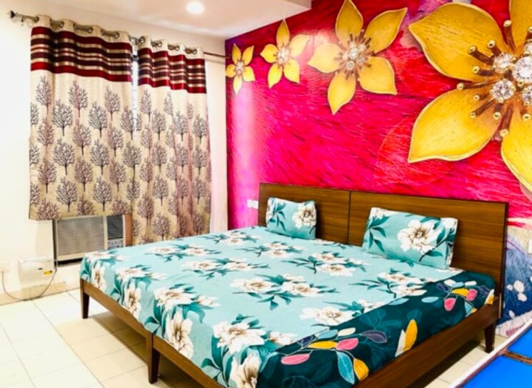 Room, sector 61 Pg For Girls In Sector 61 8120476