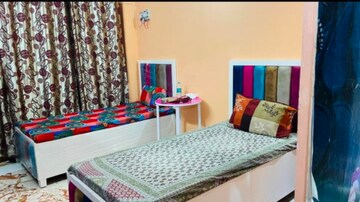 Room in  Pg at Sector 61 – for Rent