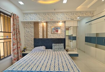 Bedroom in 2 BHK Apartment at Thane West – for Rent
