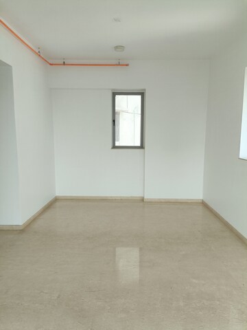 Room in 4 BHK Apartment at Kalpataru Immensa, Kolshet Road – for Sale