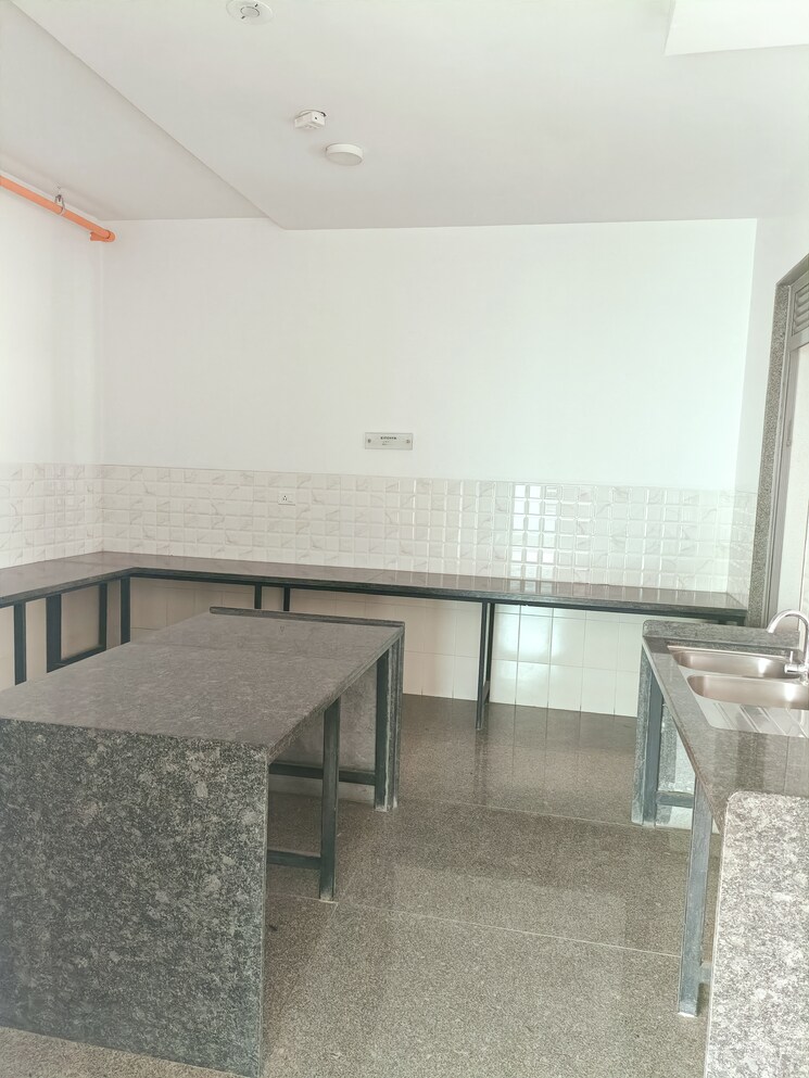 Kitchen, kalpataru-immensa 4 Bedroom 1753 Sq.Ft. Apartment In Kolshet Road Thane 8120514