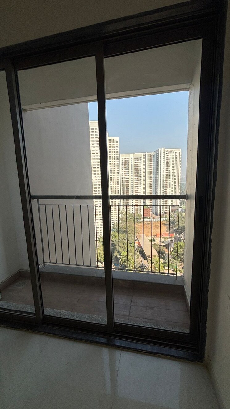 Room, runwal-eirene-phase-2 1 Bedroom 422 Sq.Ft. Apartment In Balkum Pada Thane 8120527