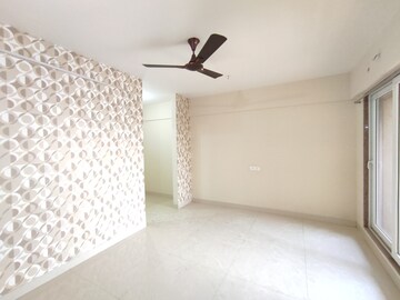 Room in 4 BHK Apartment at Paradise Lifespaces Sai World City, New Panvel – for Rent