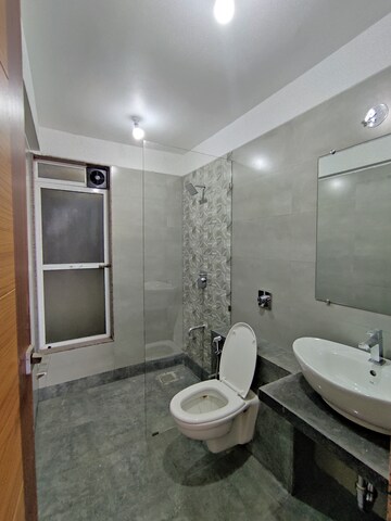 Bathroom in 4 BHK Apartment at Paradise Lifespaces Sai World City, New Panvel – for Rent