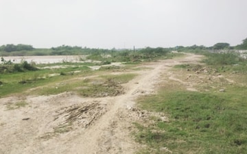 Plot For Sale in Alampur