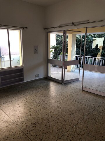 Room in 1 BHK Builder Floor at Nizamuddin – for Rent