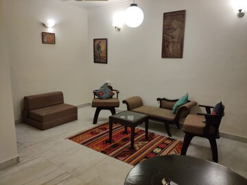 Living Room in 1 BHK Builder Floor at Nizamuddin – for Rent
