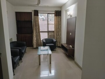 Living Room in 1.5 BHK Apartment at Unitech The Residences Sector 33, Sector 33 – for Rent