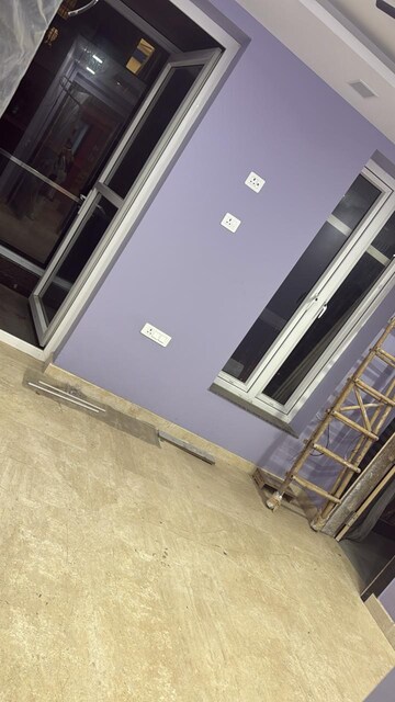 Furnished Amenities in 3 BHK Builder Floor at Nizamuddin – for Rent