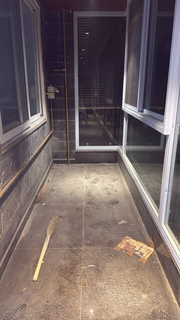 Balcony in 3 BHK Builder Floor at Nizamuddin – for Rent