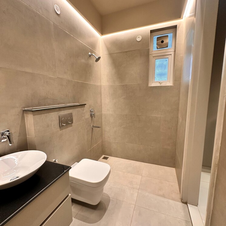 Bathroom, pavitra-luxury-residences 3 Bedroom 1855 Sq.Ft. Apartment In High Ground Zirakpur 8120702