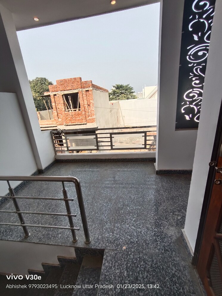 Balcony, jankipuram 3 Bedroom 1000 Sq.Ft. Independent House In Jankipuram Lucknow 8120721