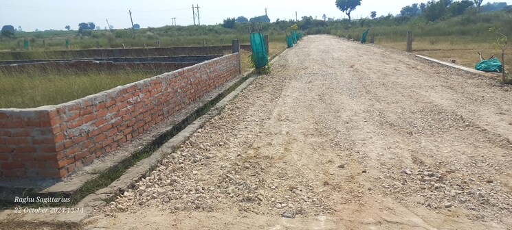 undefined, chunar  1000 Sq.Ft. Plot In Chunar Mirzapur 8120761