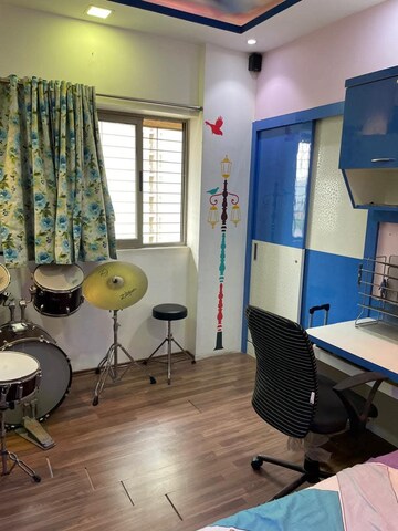 Master Bedroom in 2 BHK Apartment at Lodha Splendora Platino, Ghodbunder Road – for Rent